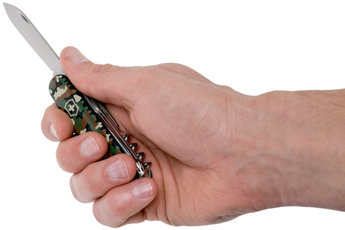 VICTORINOX Huntsman Camouflage Swiss Army Knife