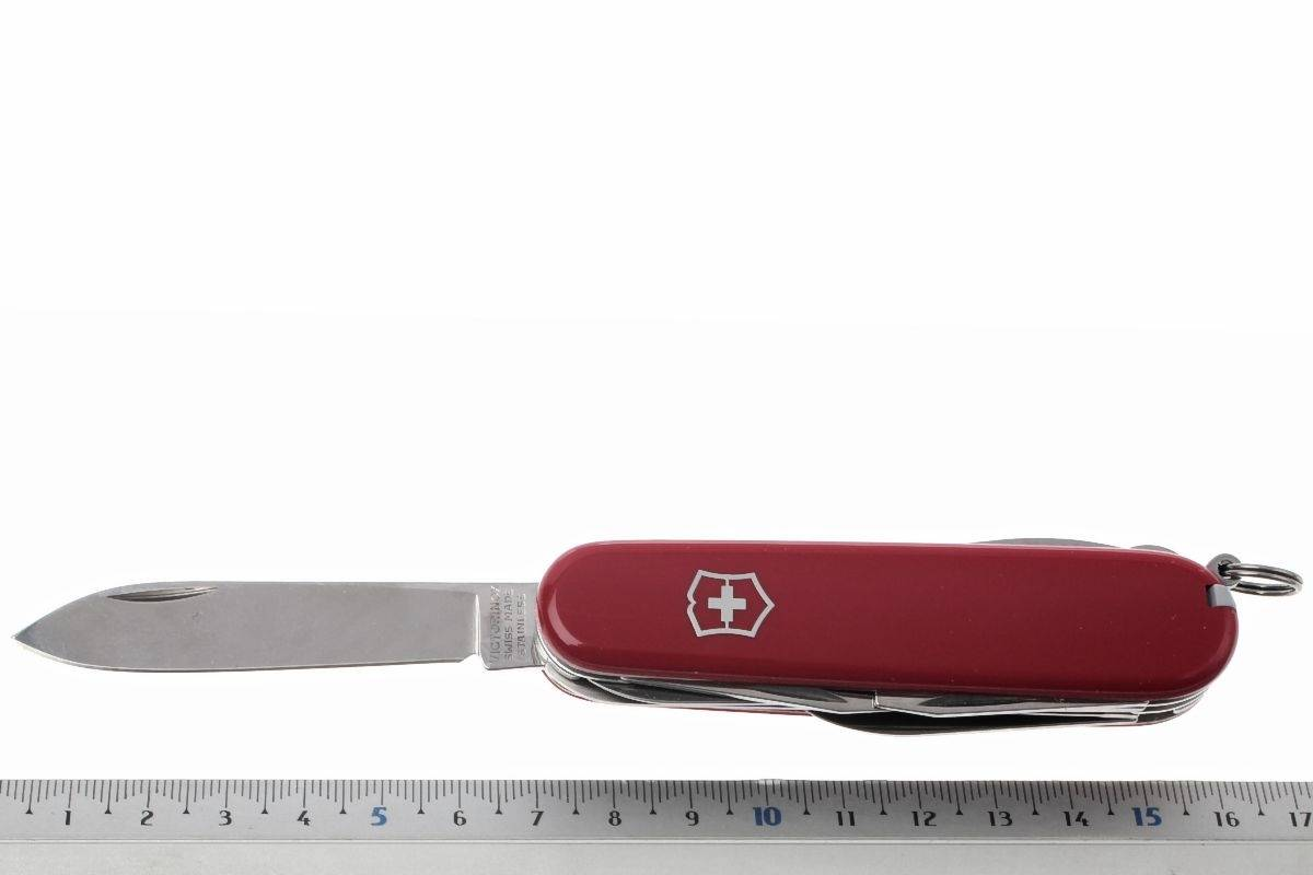 VICTORINOX Huntsman Swiss Army Knife
