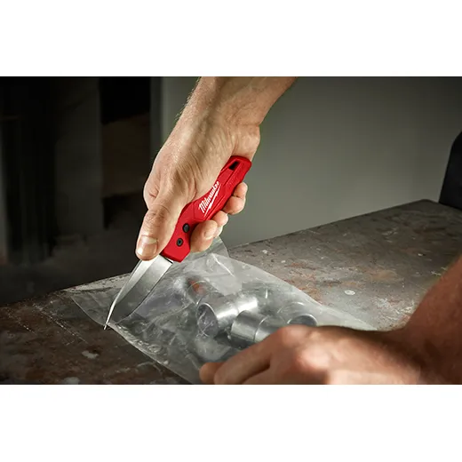 MILWAUKEE FASTBACK Multi-Purpose Folding Knife