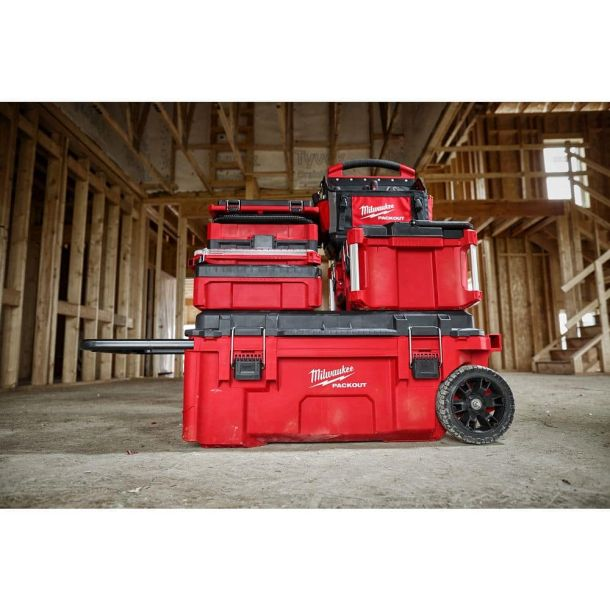 MILWAUKEE PACKOUT Rolling Tool Chest