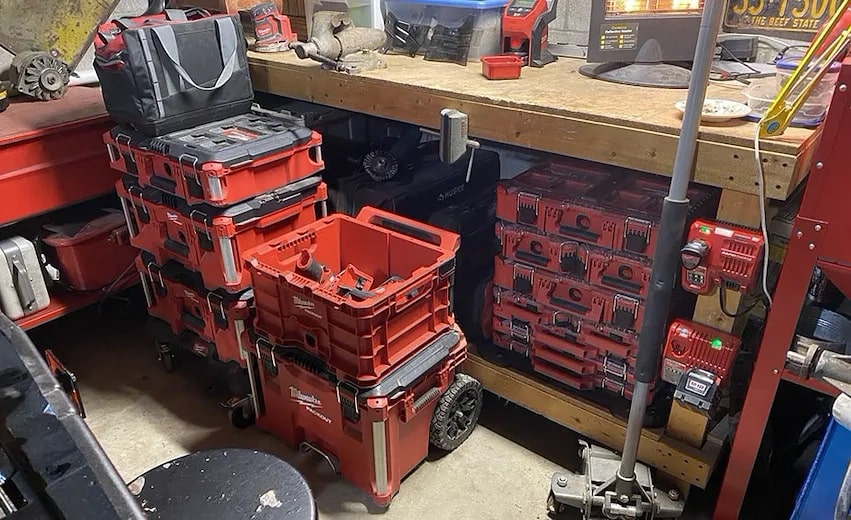 MILWAUKEE PACKOUT Handle Tray Rolling Tool Box