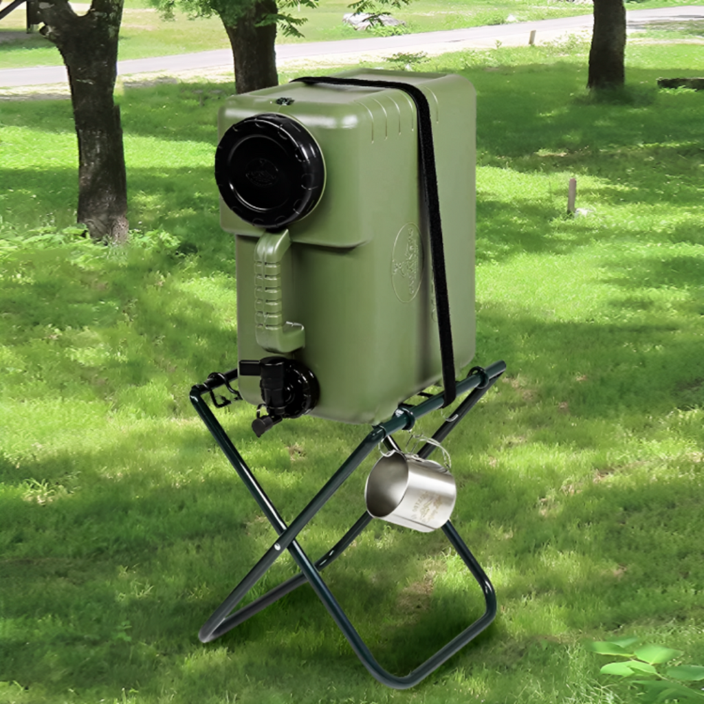 CAPTAIN STAG Water Tank Stand (with belt and hook)