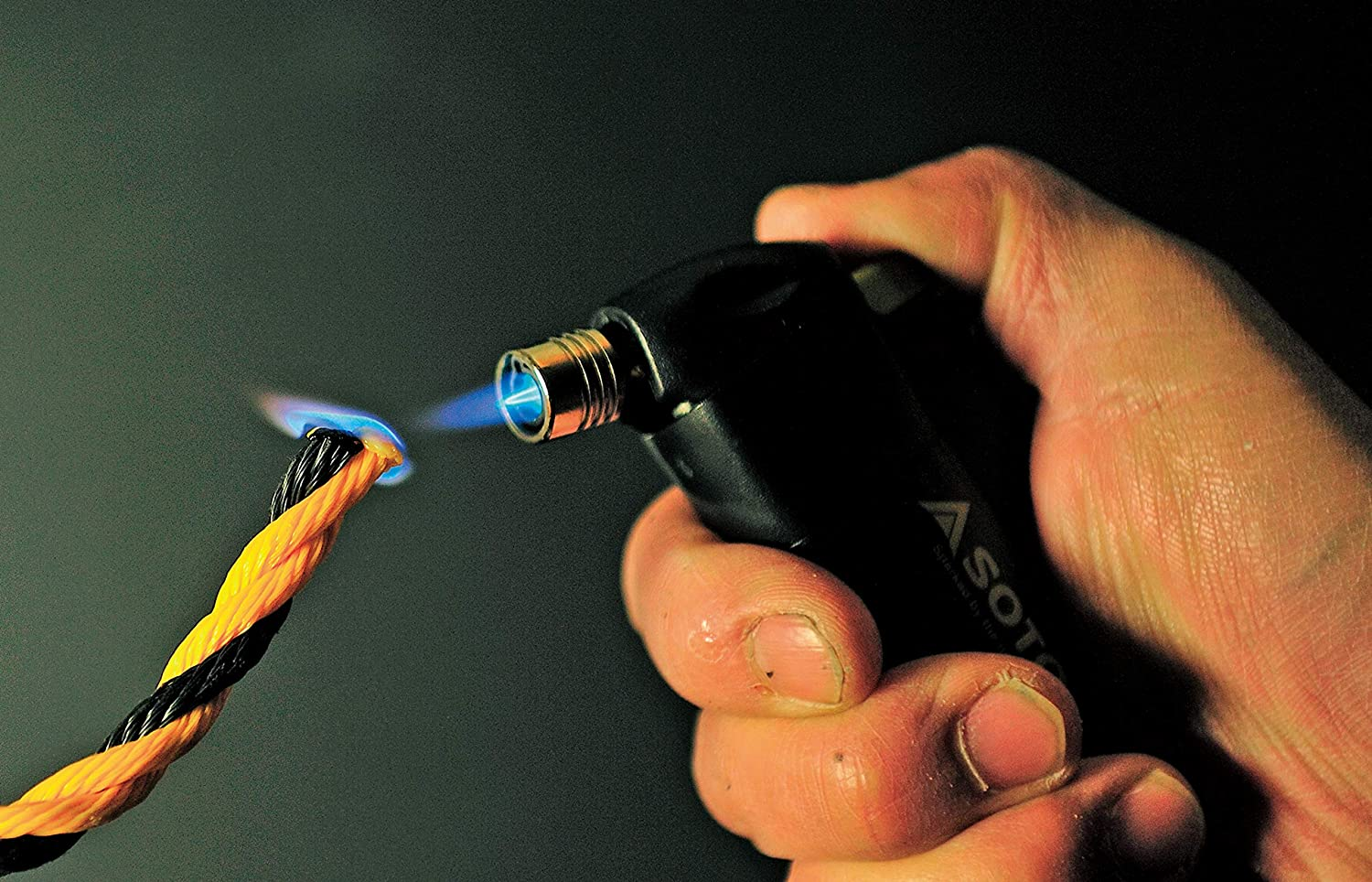 SOTO Pocket Torch – Wind-Resistant Flame Lighter Adapter