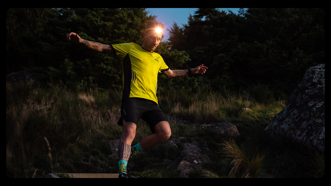 NITECORE UT27 Headlamp 800LM – Pro Package