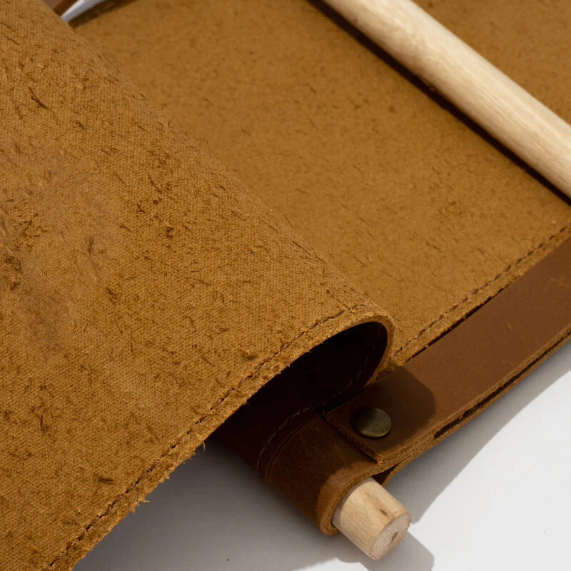 MOBI GARDEN Cowhide Wood Stick Paper Towel Holder