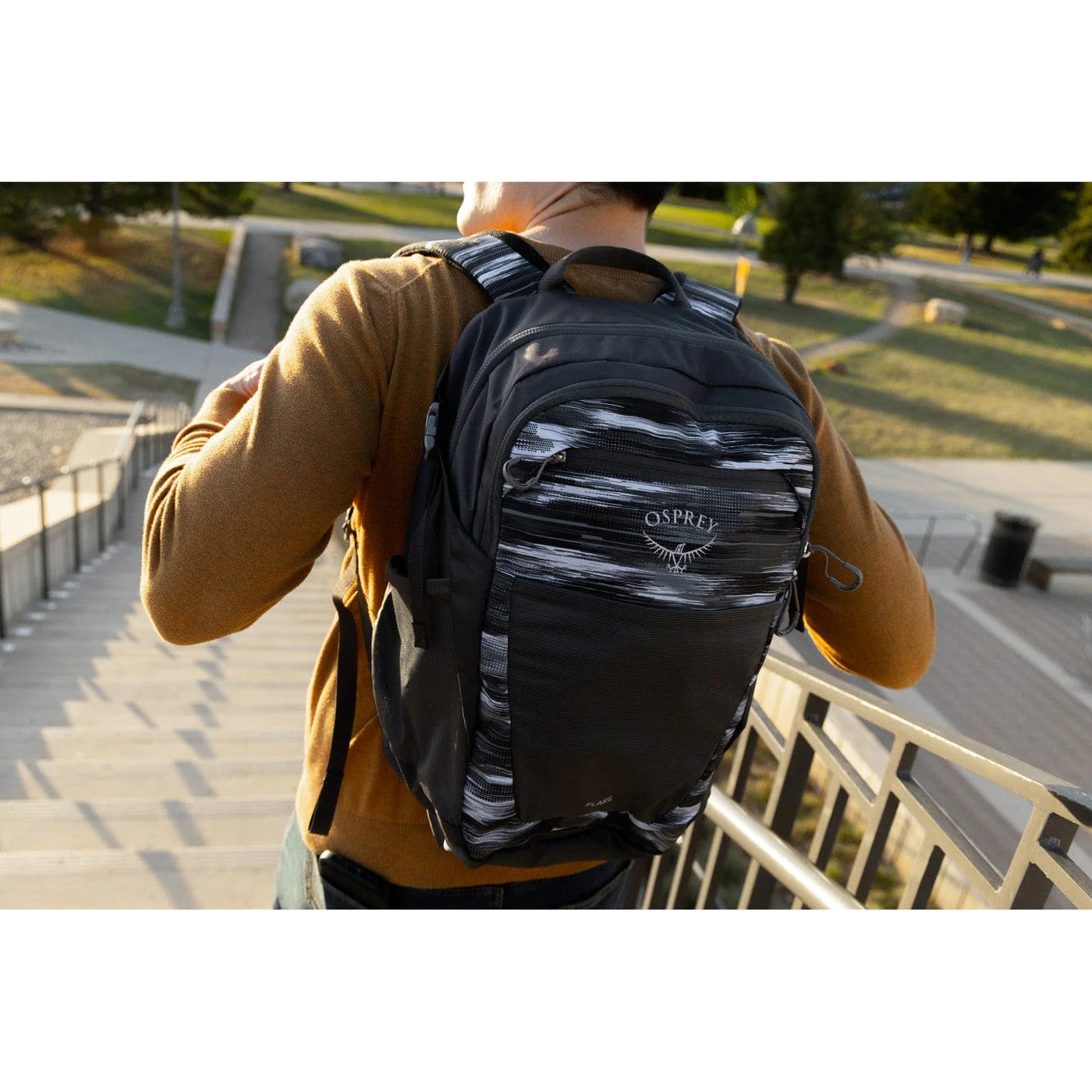 OSPREY Flare 27L Travel Backpack