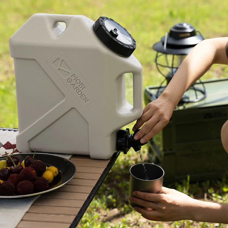 MOBI GARDEN 10L Portable Water Container
