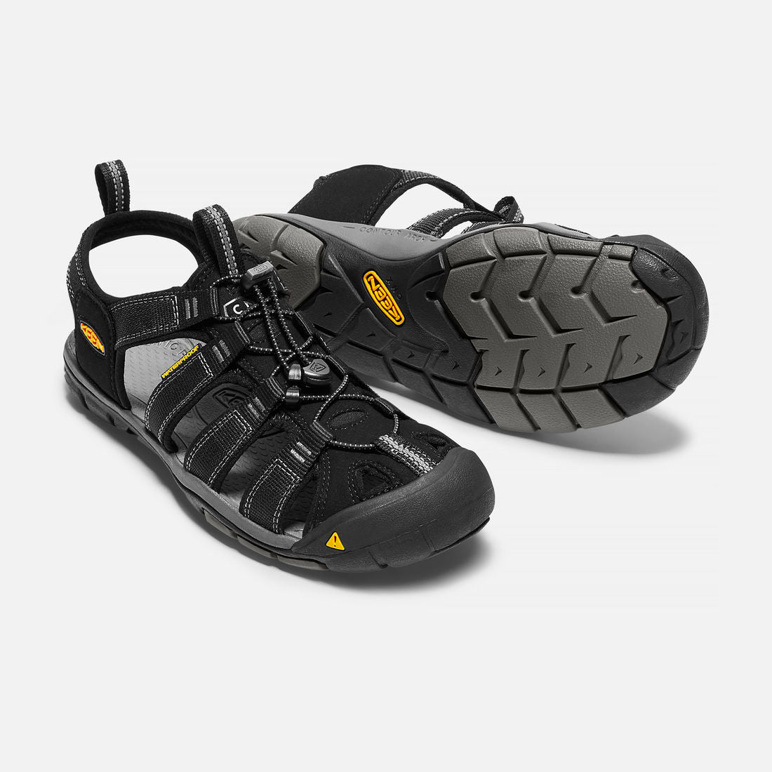 KEEN Men Clearwater Cnx - Black Gargoyle