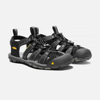 KEEN Men Clearwater Cnx - Black Gargoyle