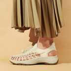 KEEN Women's Uneek Astoria - Silver Birch