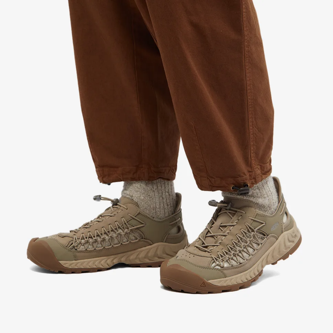 KEEN Men's UNEEK Nxis - Timberwolf/Plaza Taupe