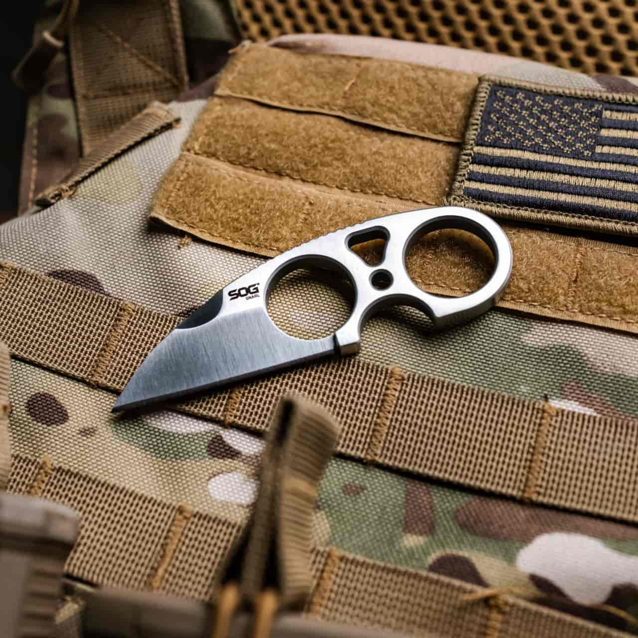 SOG Snarl Fixed Blade Stainless Steel Knife