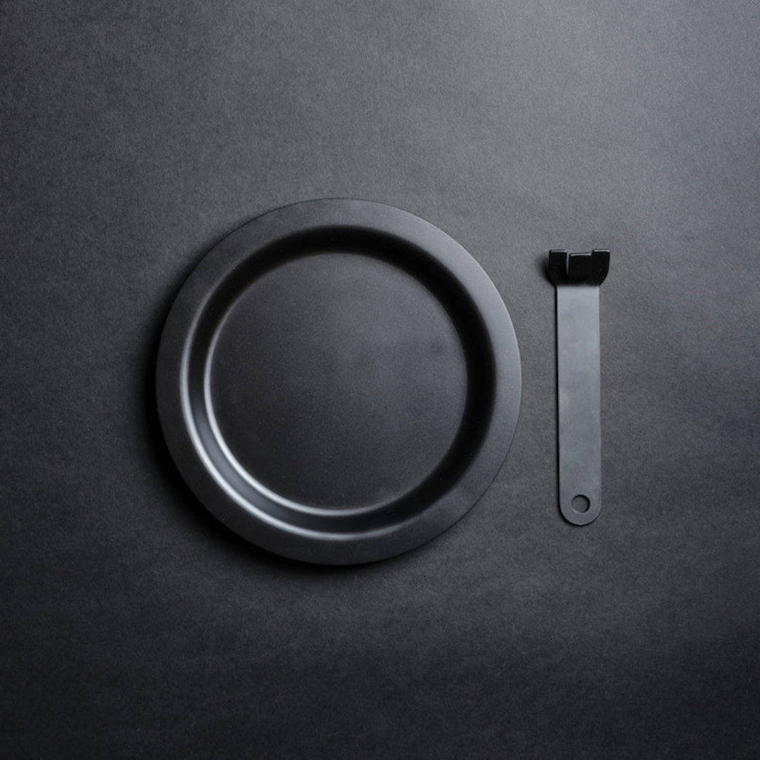 TETSU Sara Black Iron Plate