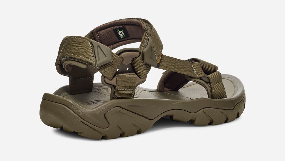 TEVA Men’s Terra Fi 5 Universal Hiking Sandal – Olive