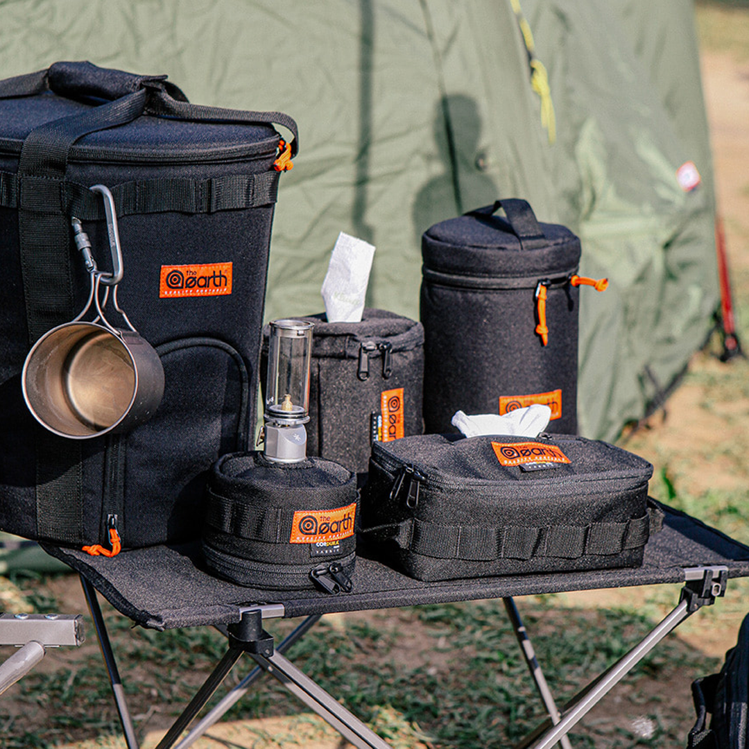 THE EARTH CORDURA Wet Tissue Case