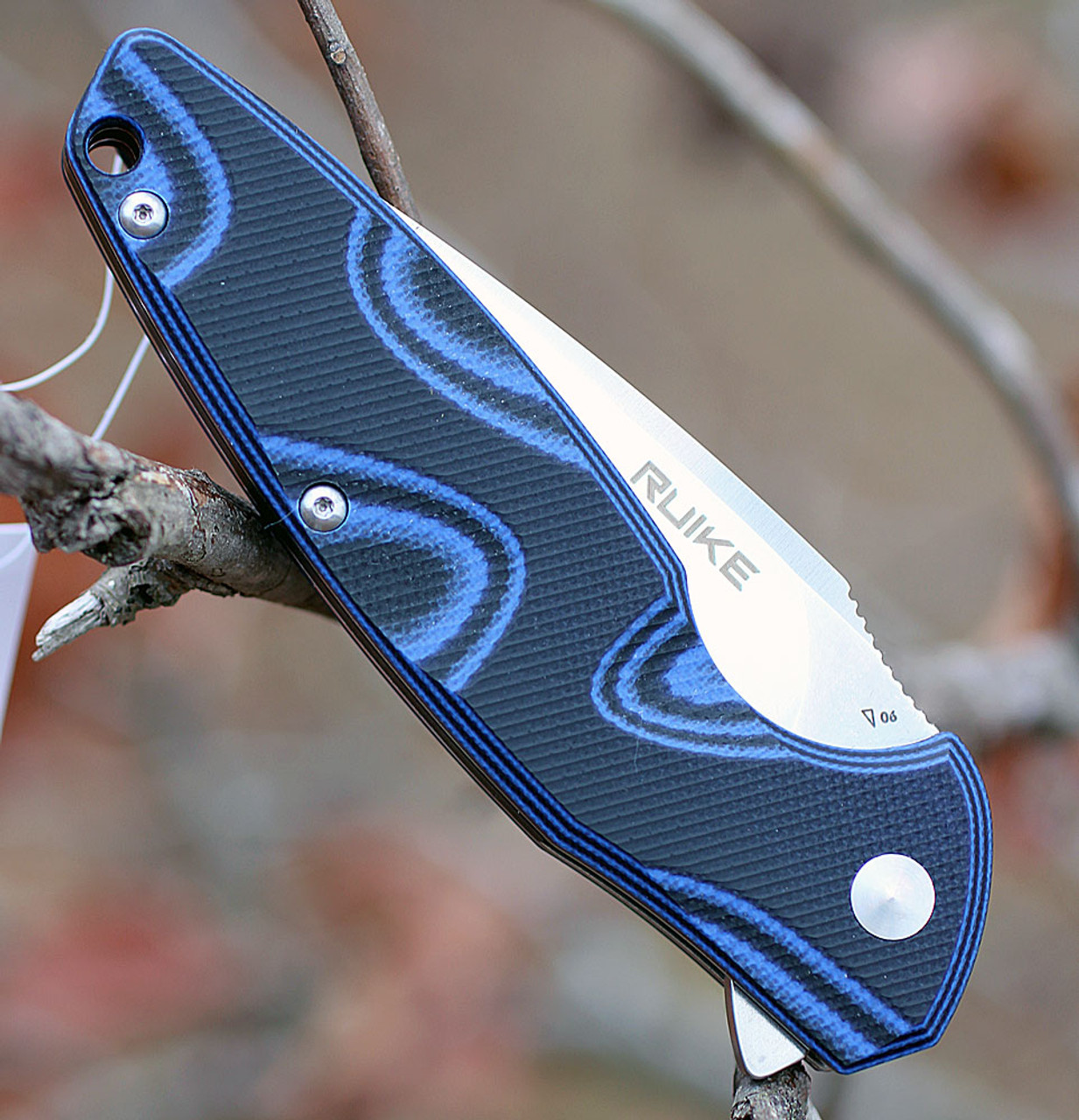 RUIKE P105-Q Flipper Folding Pocket Knife