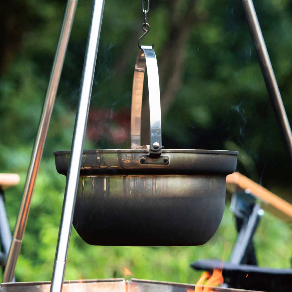 CAPTAIN STAG Stainless Steel Fire Pot with Lid 22cm