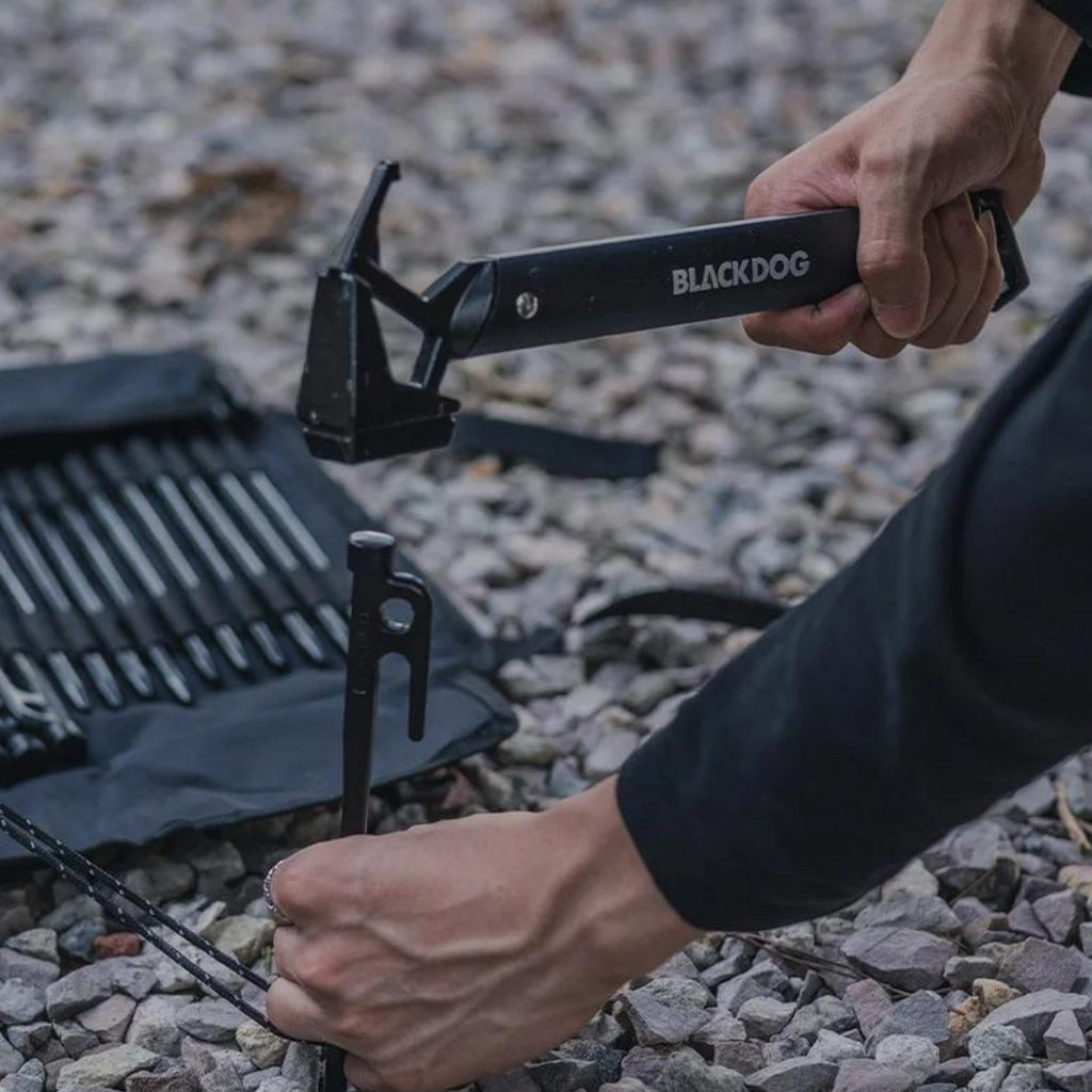 BLACKDOG Multifunctional Nail Hammer