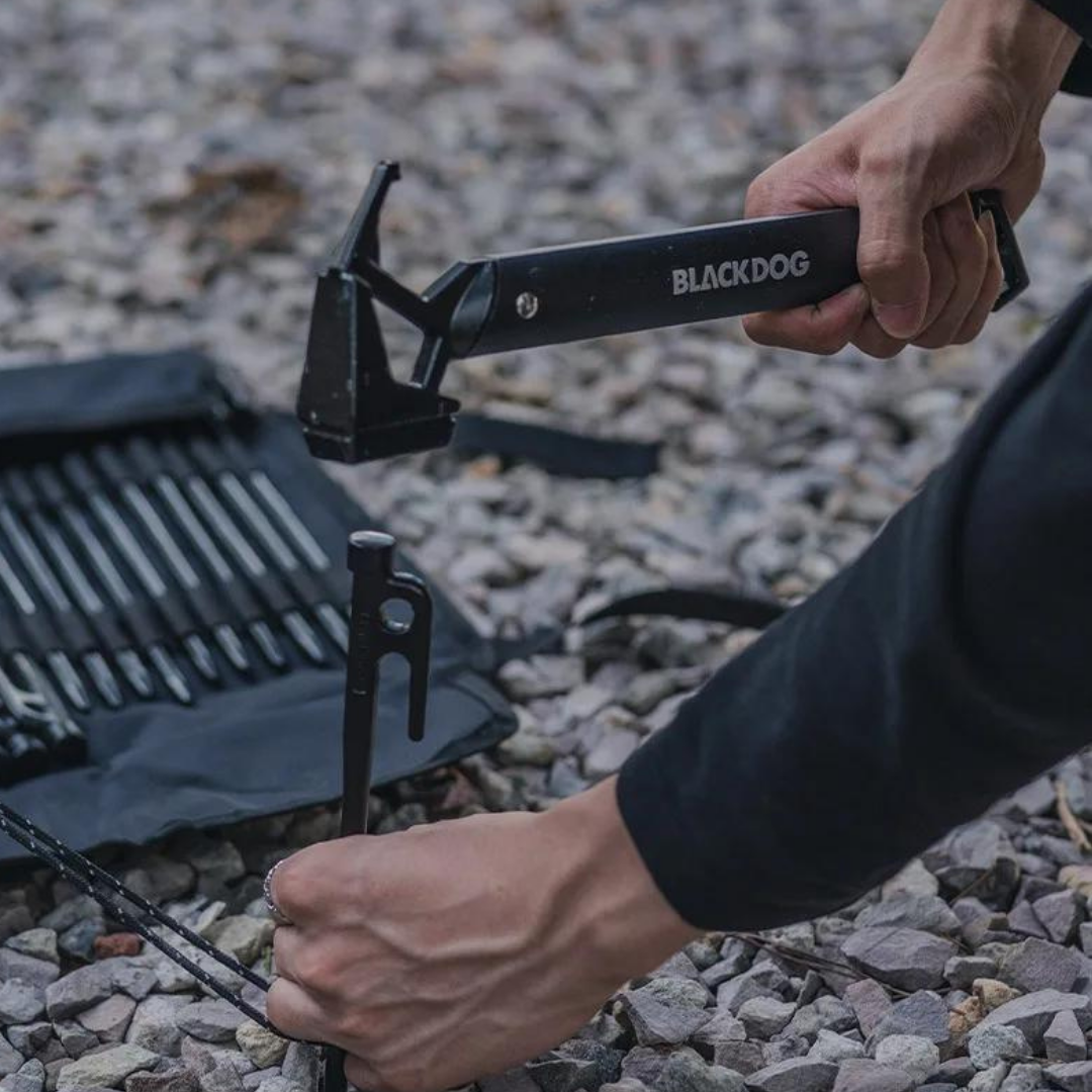 BLACKDOG Multifunctional Nail Hammer