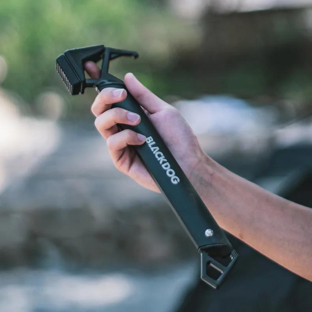 BLACKDOG Multifunctional Nail Hammer