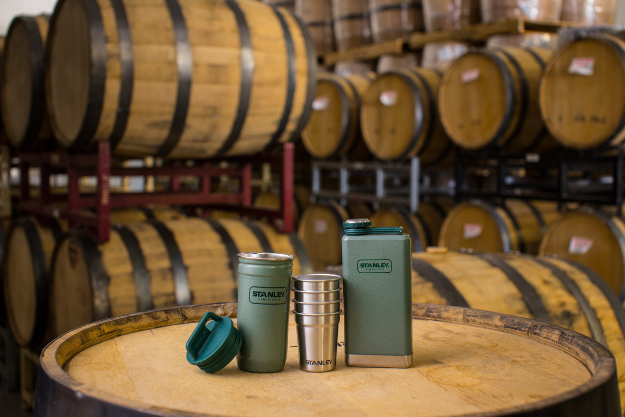 STANLEY Adventure Shot Glass & Flask Set