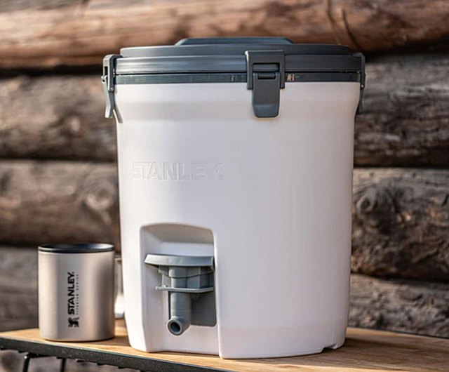 STANLEY Adventure Fast Flow Water Jug 7.5L