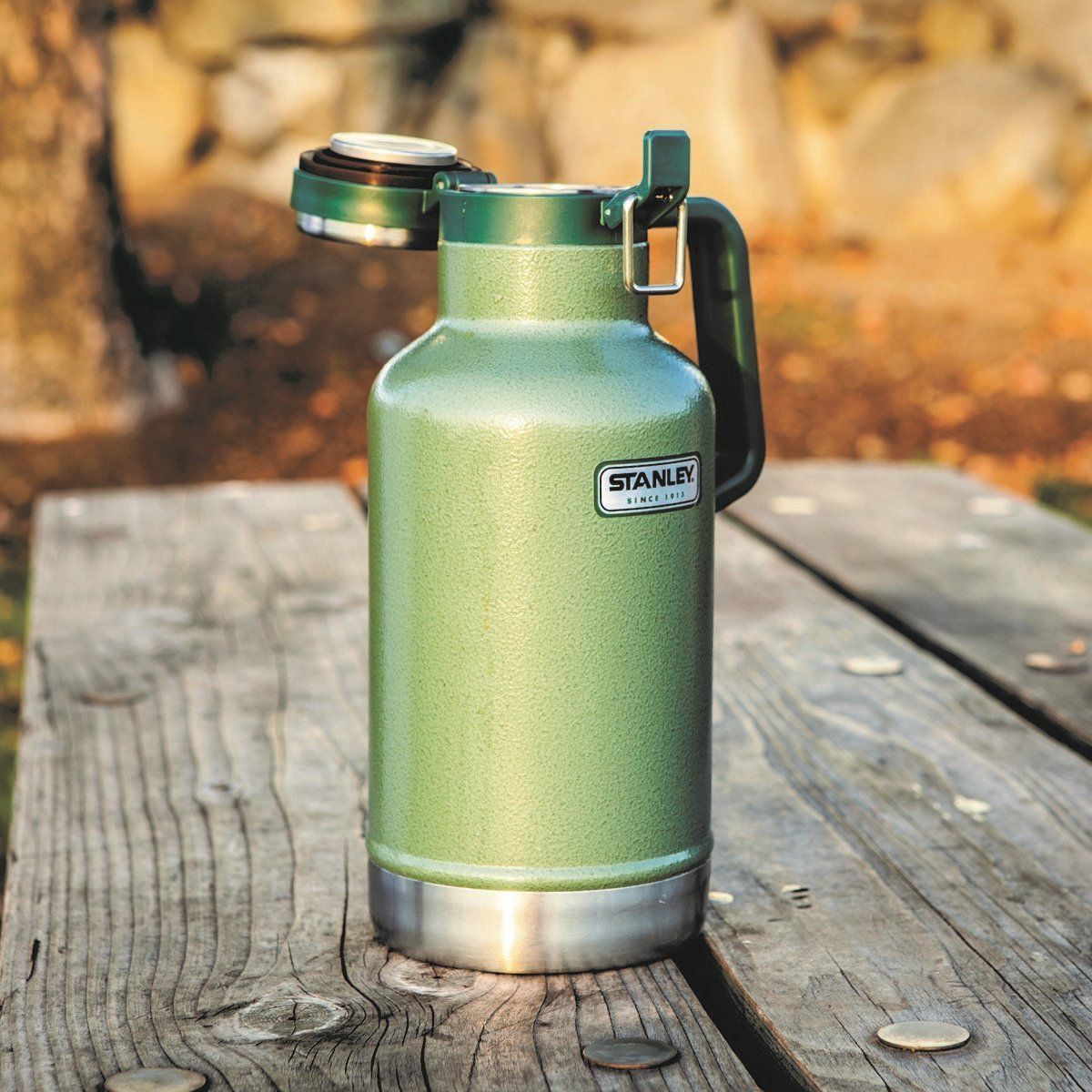 STANLEY Classic Vacuum Growler 2QT 64oz