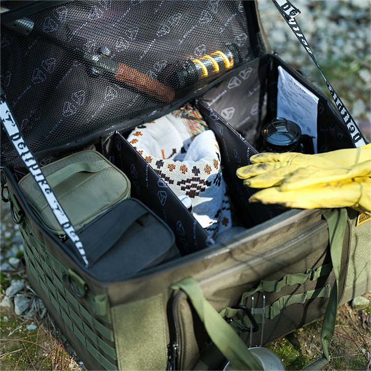 DEFTHIKE 50L Tactical Storage Bag with Table Top Multi-Function D-N004
