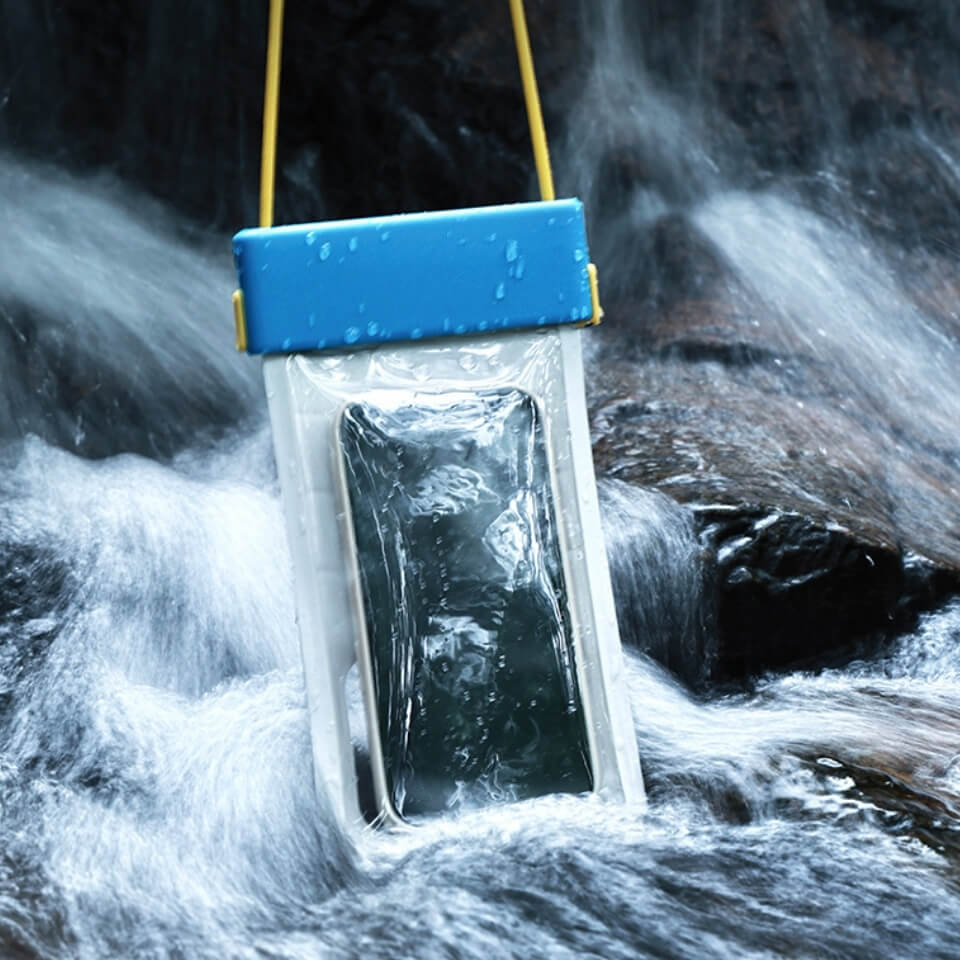 MOBI GARDEN Floating Waterproof Phone Case Cover