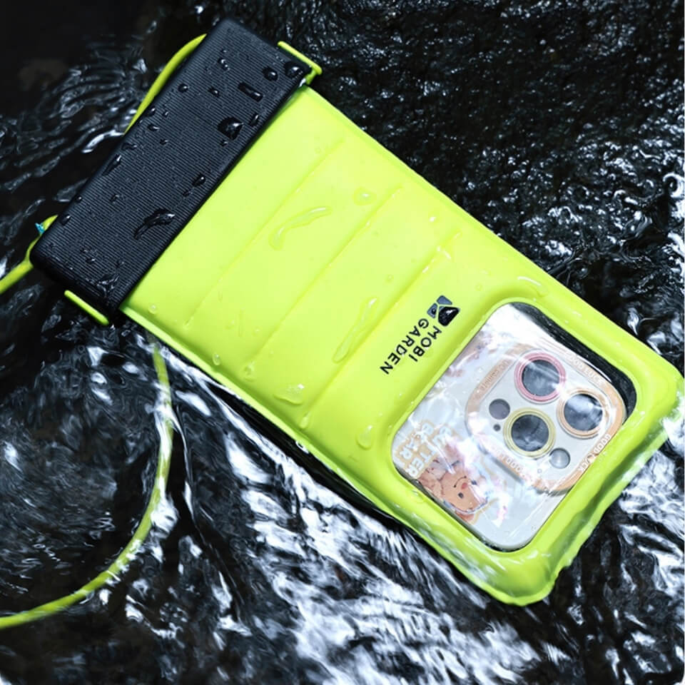 MOBI GARDEN Floating Waterproof Phone Case Cover