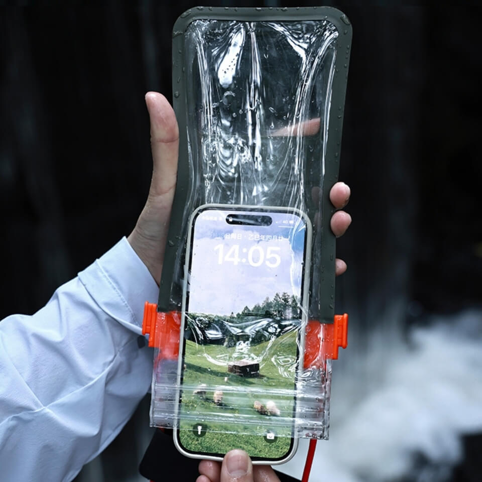 MOBI GARDEN Floating Waterproof Phone Case Cover