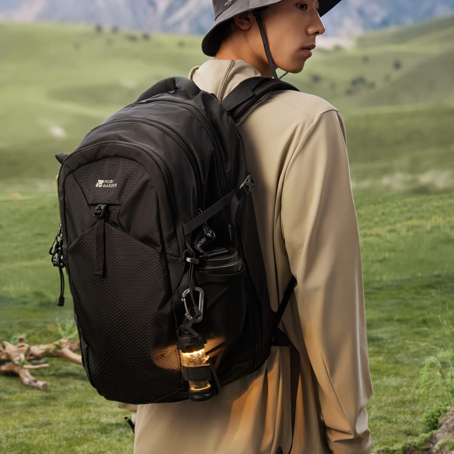 MOBI GARDEN One-Day 30L Hiking Backpack – Cordura Edition