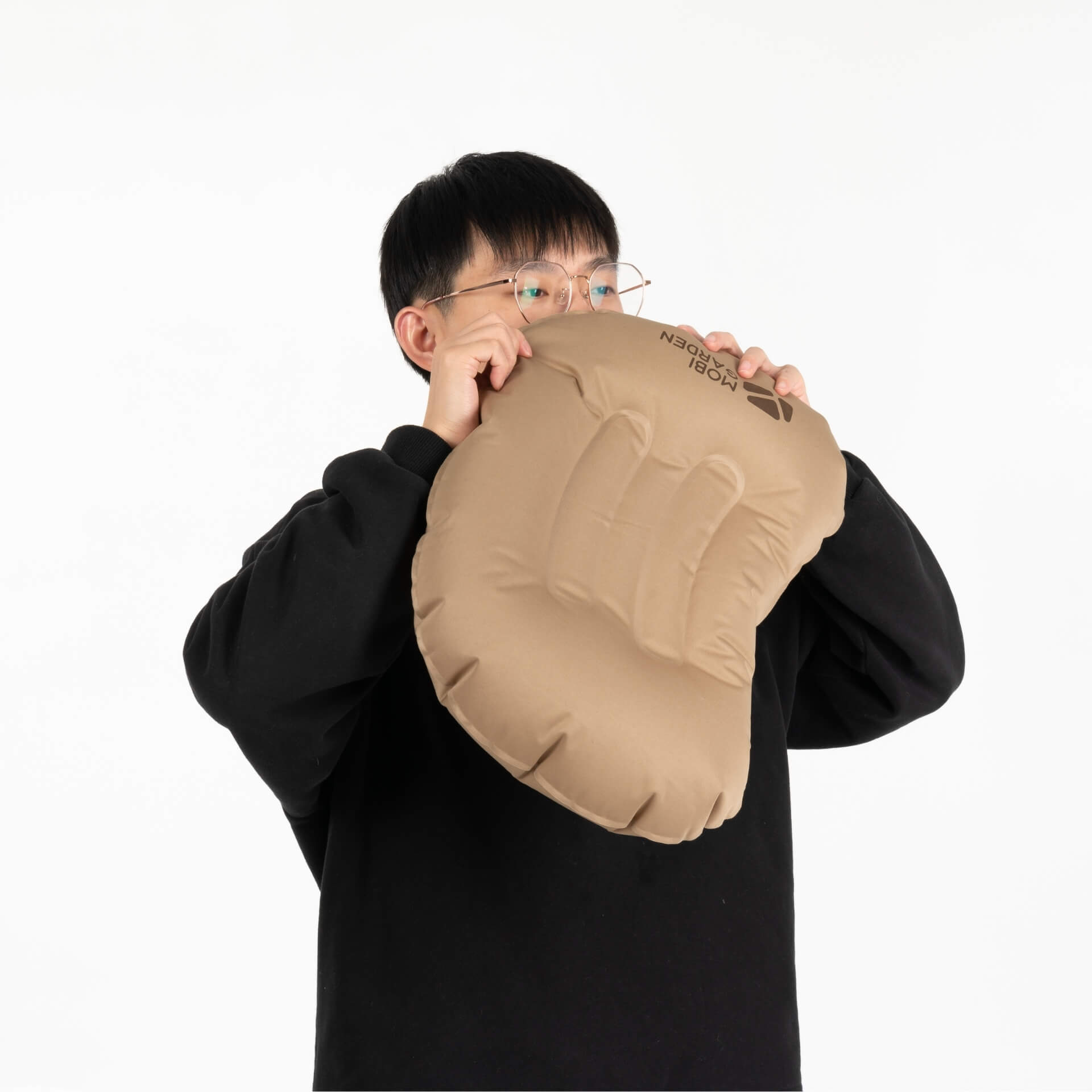MOBI GARDEN Curved Inflatable Air Pillow