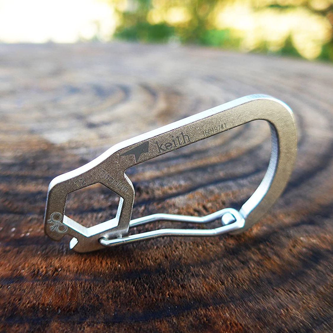 KEITH TITANIUM Carabiner with 12 Hex Bolt Tool Ti1153