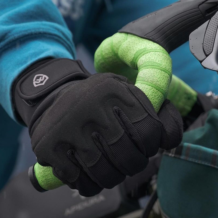 DEXSHELL Arendal 3.0 Waterproof Winter Cycling Gloves