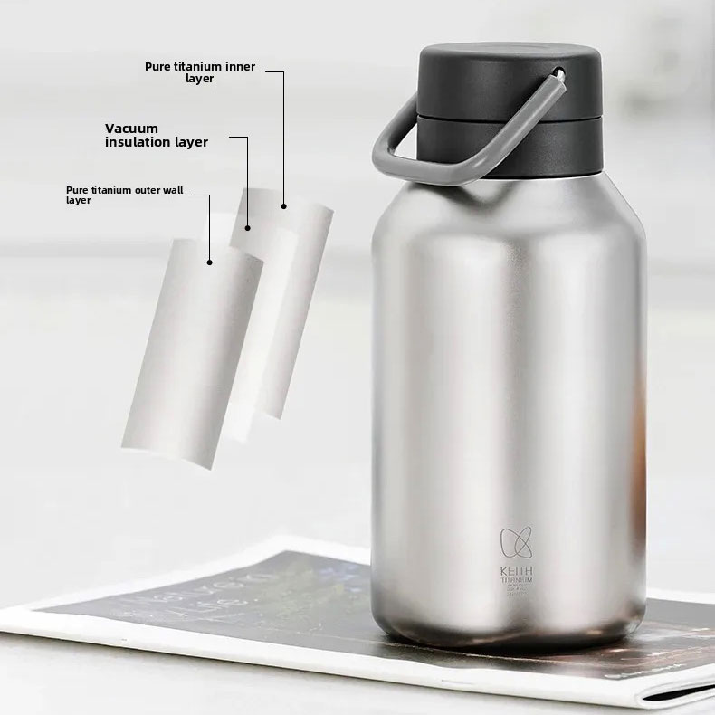 KEITH TITANIUM Vacuum Bottle with Carry Handle 900ml Ti3105