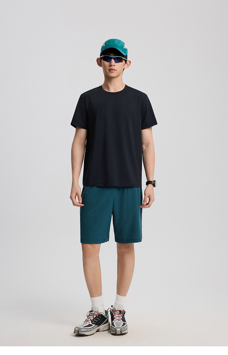 TECTOP Men’s Hiking T-Shirt – Quick-Dry & Breathable