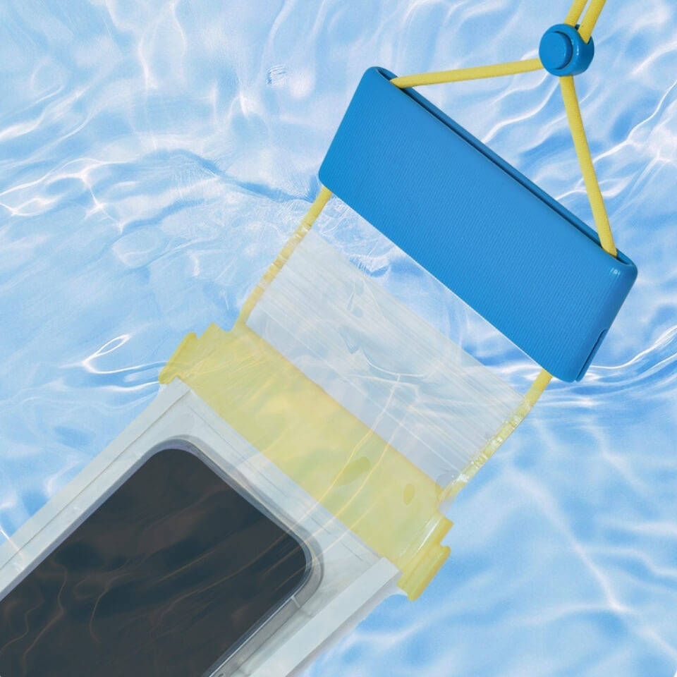 MOBI GARDEN Floating Waterproof Phone Case Cover